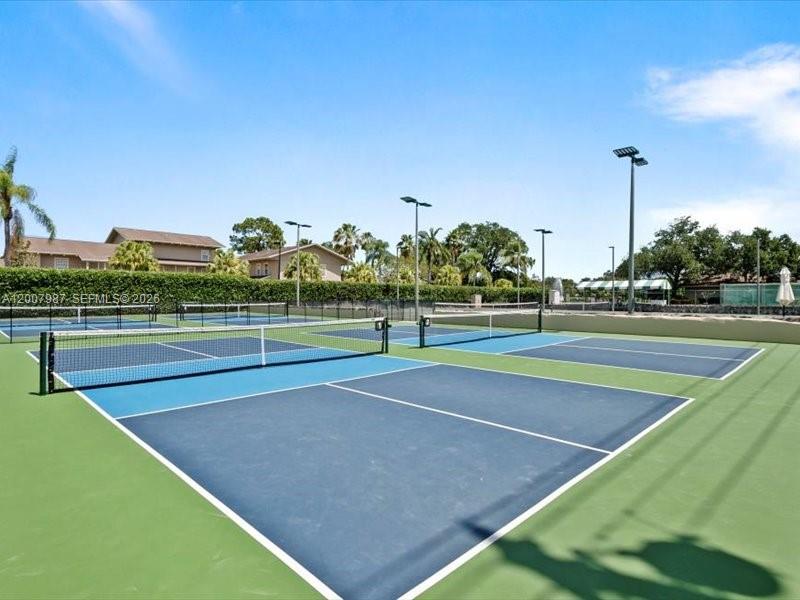 9169 Southeast Riverfront Terrace, Unit M Jupiter, FL 33469 - Photo 34 of 37 Tennis and pickleball courts