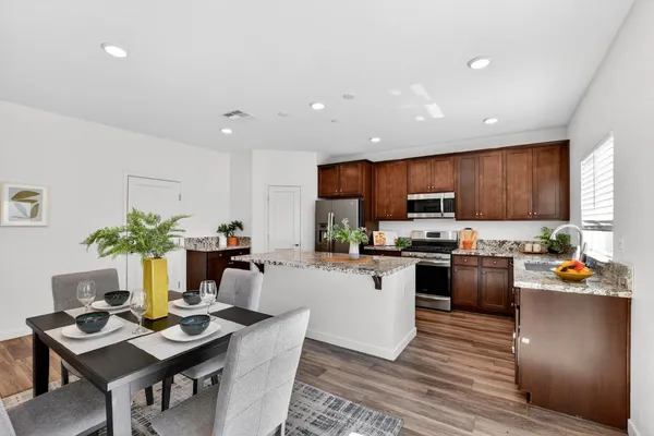 $689,000 | 2108 McNary Place, Woodland, CA 95776