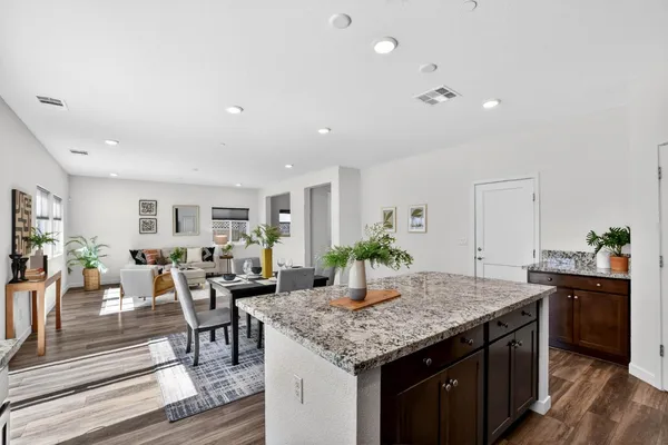 $689,000 | 2108 McNary Place, Woodland, CA 95776