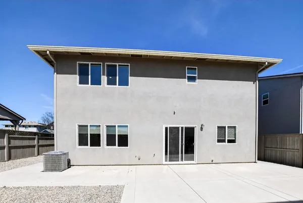 $689,000 | 2108 McNary Place, Woodland, CA 95776