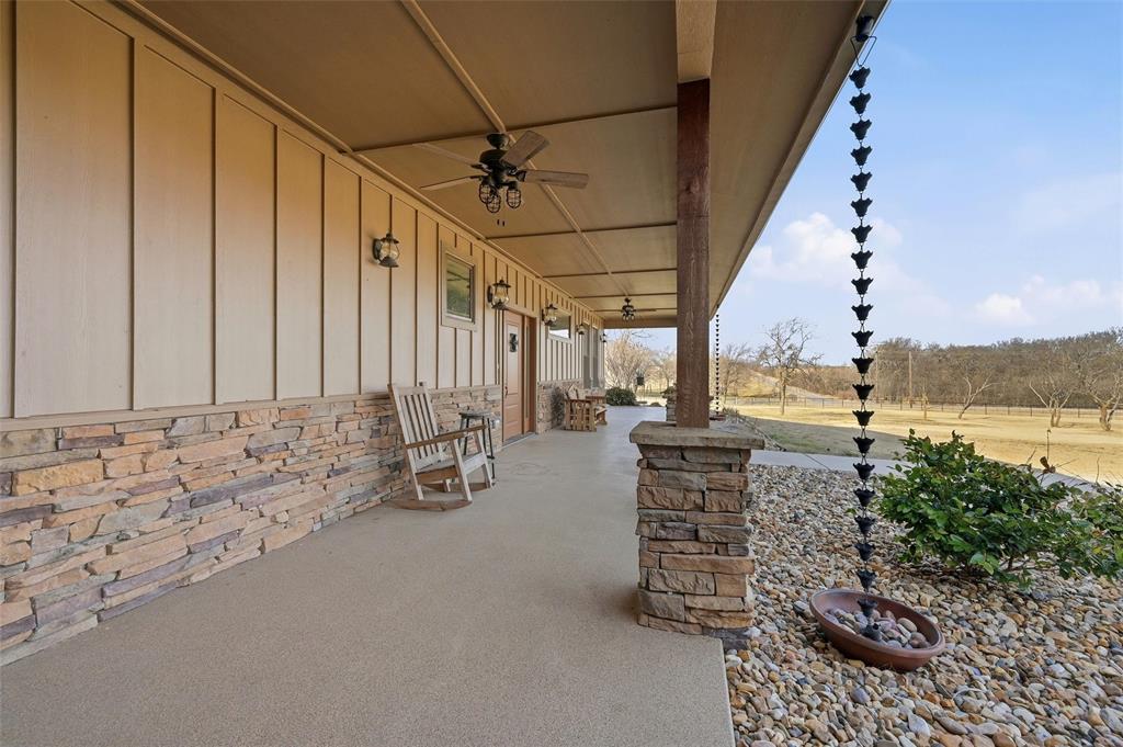 1000 Swindle Road Howe, TX 75459 - Photo 6 of 40 a view of a livingroom with furniture