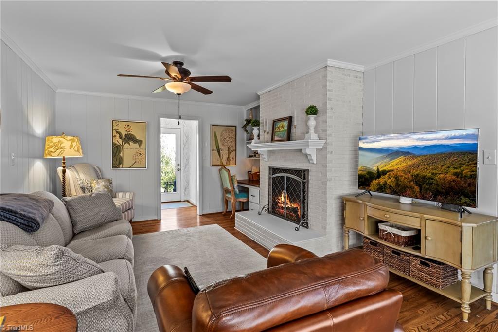 Gallery Image 6