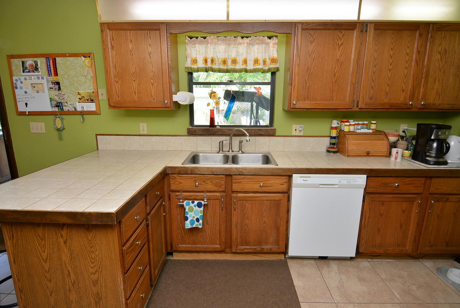 5707 Raintree Trail Fort Pierce, FL 34982 - Photo 12 of 38 Kitchen