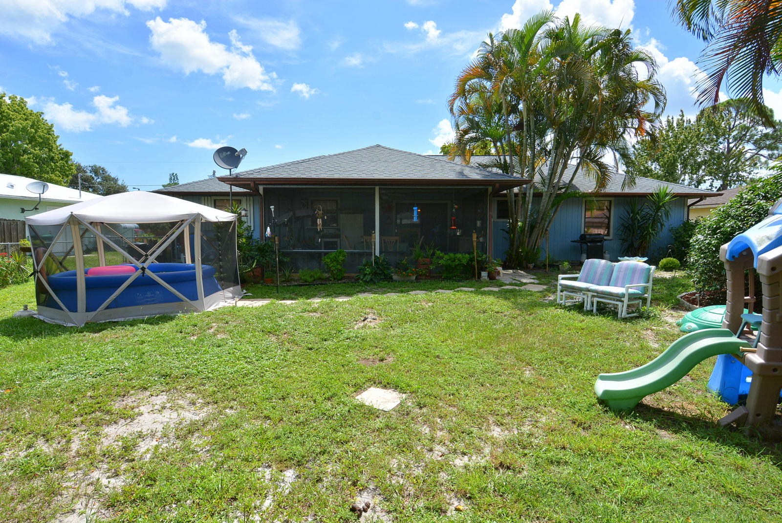 5707 Raintree Trail Fort Pierce, FL 34982 - Photo 38 of 38 Yard / Rear