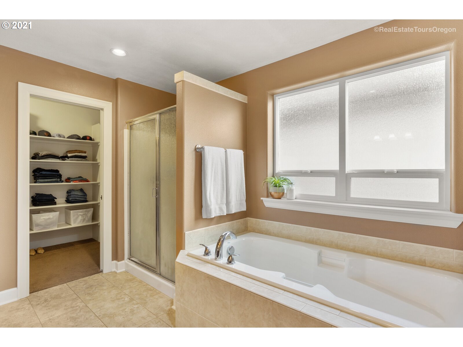 29280 Southwest Brown Road Wilsonville, OR 97070 - Photo 20 of 31 Gallery Image 20