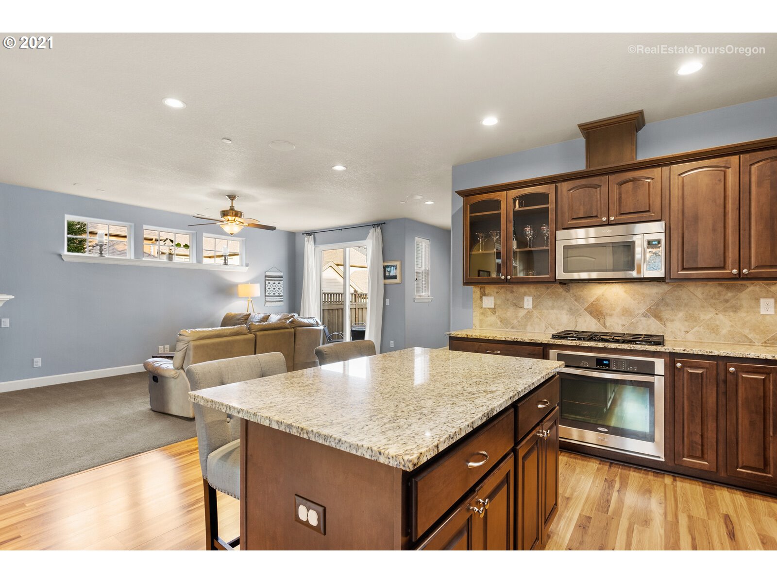29280 Southwest Brown Road Wilsonville, OR 97070 - Photo 9 of 31 Gallery Image 9