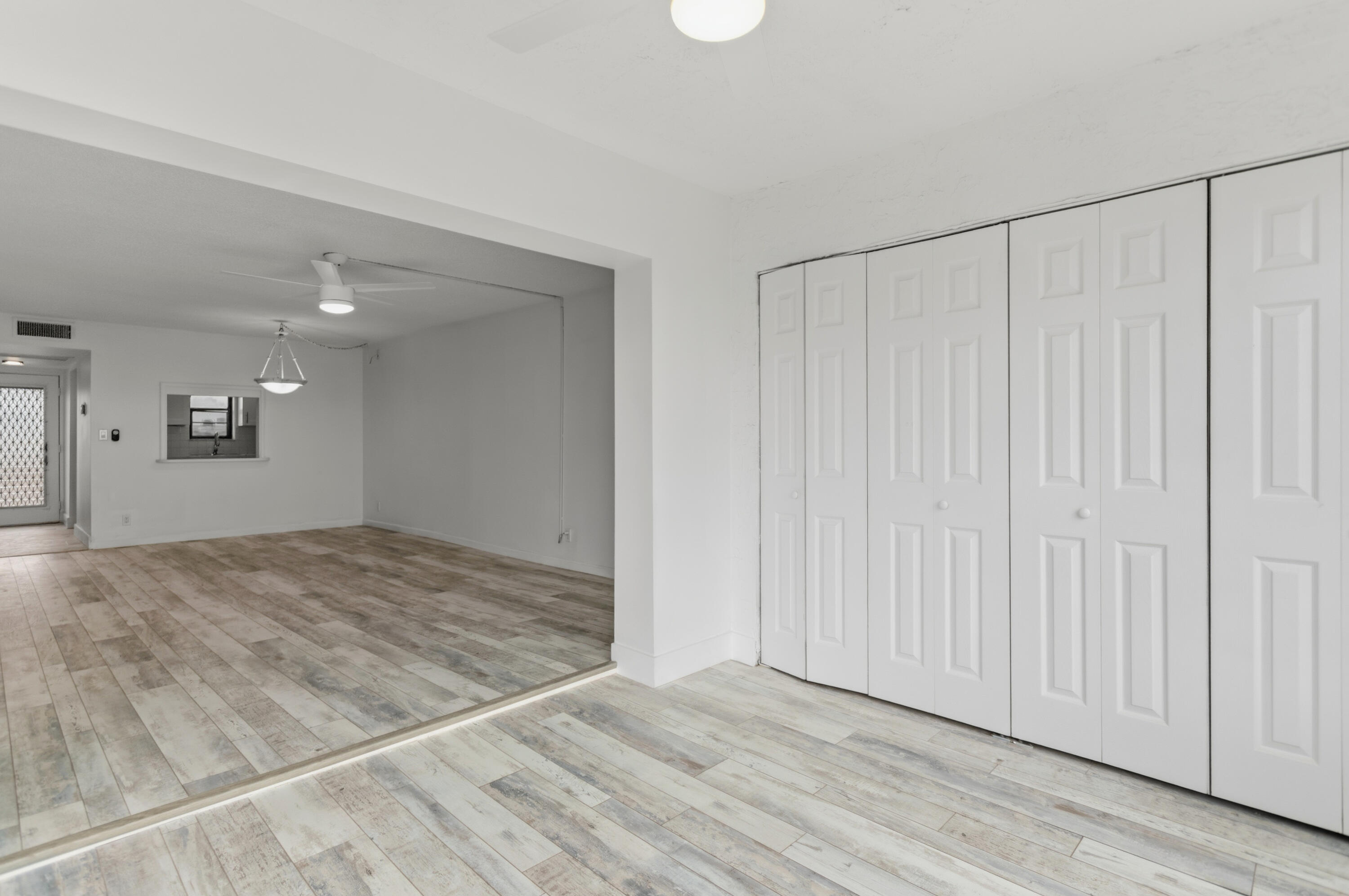 9233 Southwest 8th Street, Unit 404 Boca Raton, FL 33428 - Photo 17 of 37 585A2197
