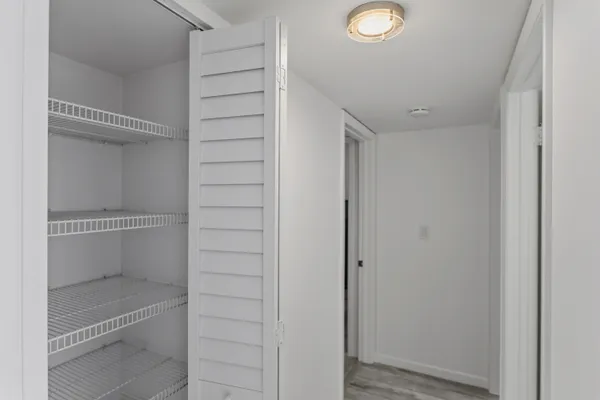 $2,000 | 9233 Southwest 8th Street, Unit 404, Boca Raton, FL 33428