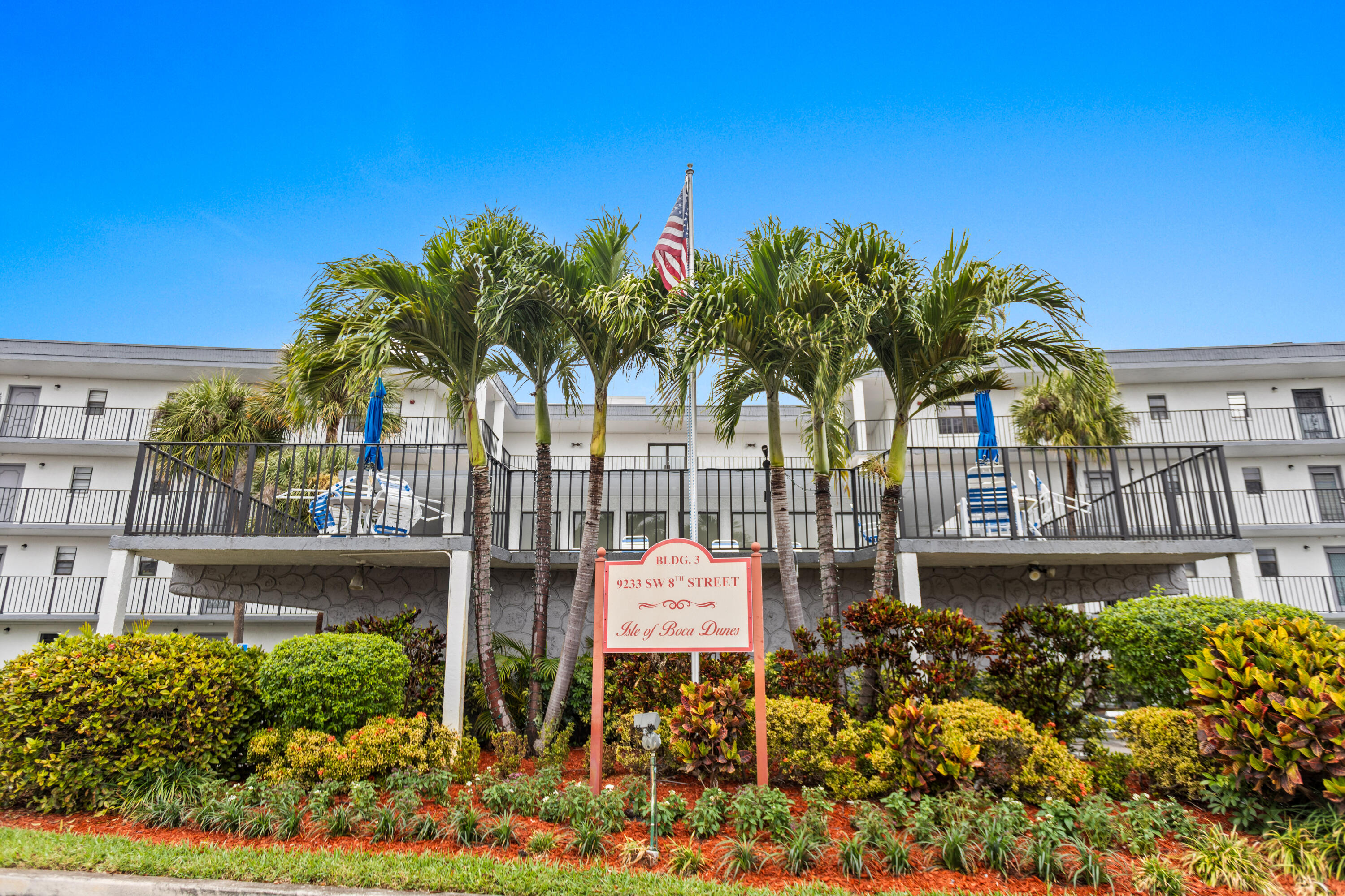 9233 Southwest 8th Street, Unit 404 Boca Raton, FL 33428 - Photo 2 of 37 585A2117 (4)