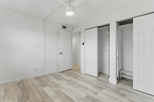 $2,000 | 9233 Southwest 8th Street, Unit 404, Boca Raton, FL 33428
