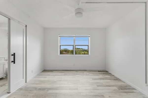 $2,000 | 9233 Southwest 8th Street, Unit 404, Boca Raton, FL 33428