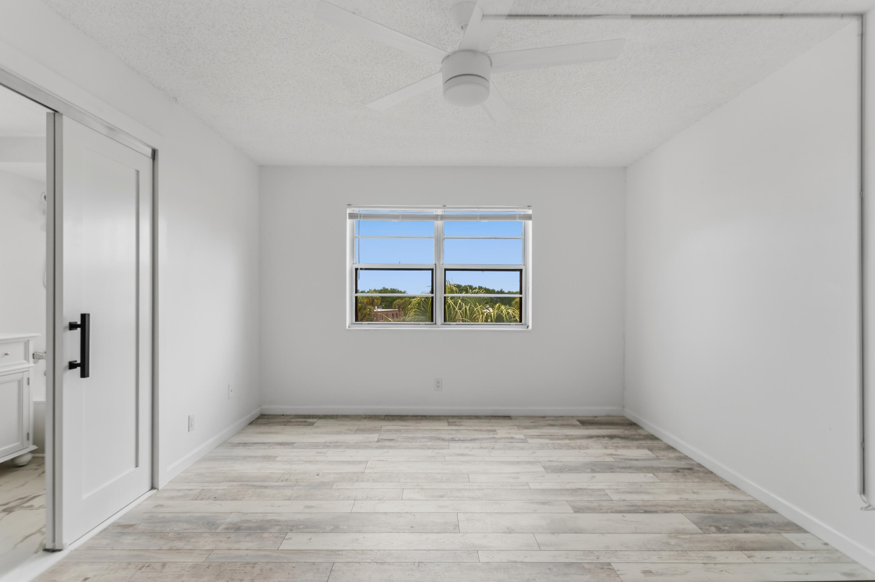 9233 Southwest 8th Street, Unit 404 Boca Raton, FL 33428 - Photo 27 of 37 585A2239