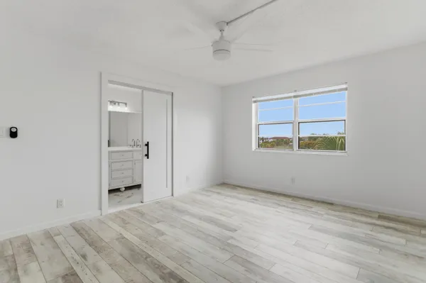 $2,000 | 9233 Southwest 8th Street, Unit 404, Boca Raton, FL 33428