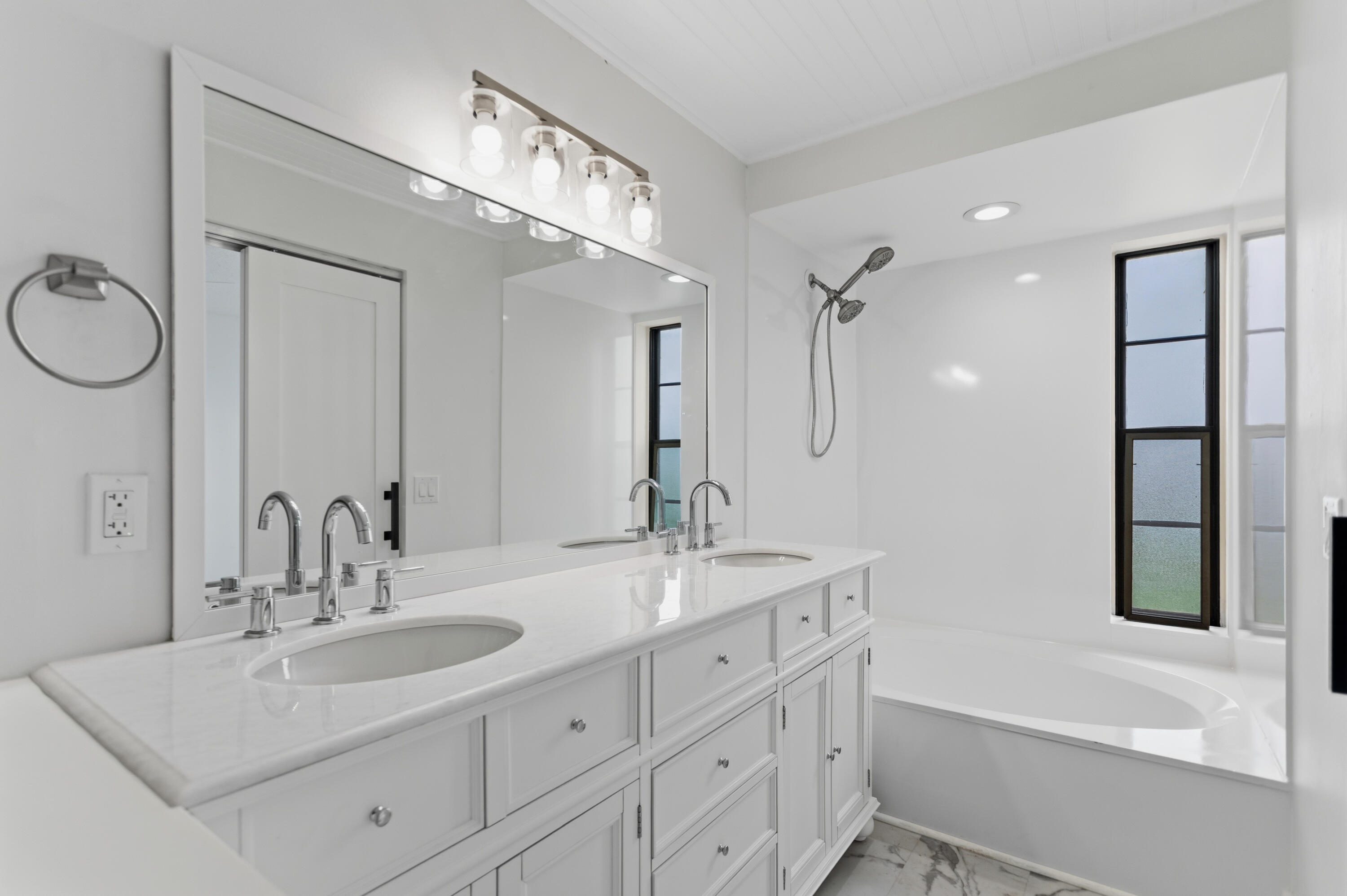 9233 Southwest 8th Street, Unit 404 Boca Raton, FL 33428 - Photo 34 of 37 585A2257