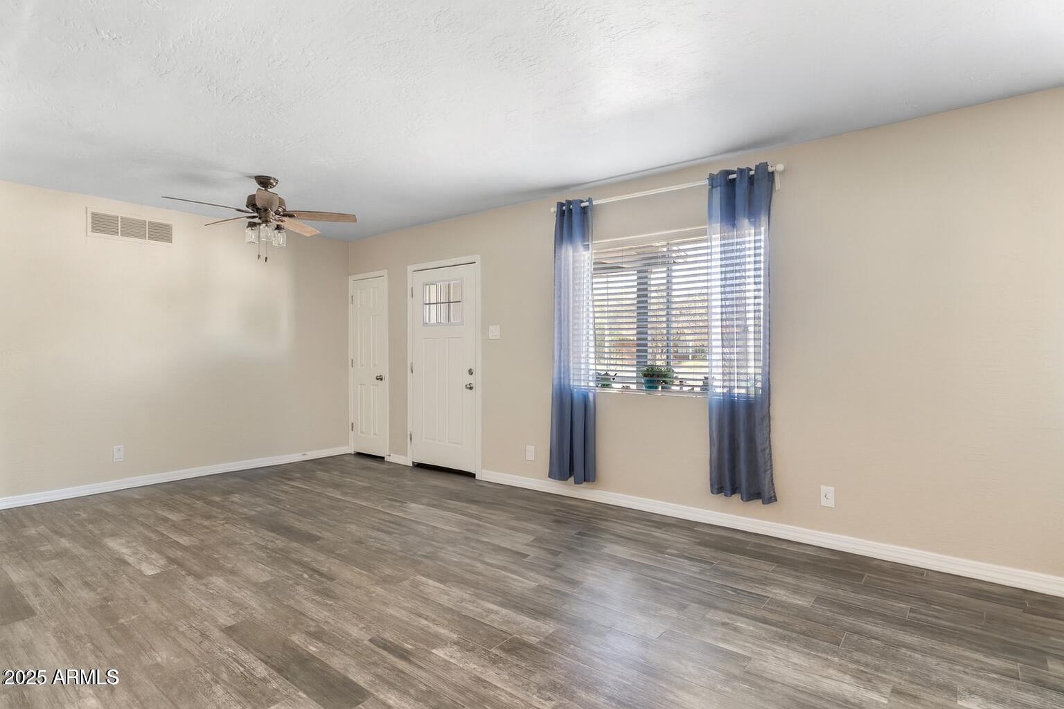 2147 West Osborn Road Phoenix, AZ 85015 - Photo 3 of 29 vacant 4