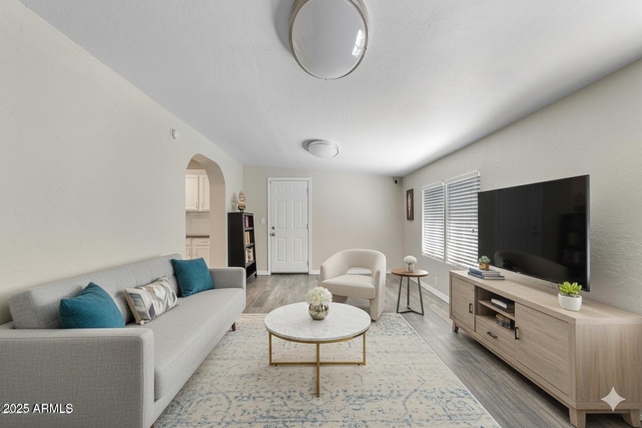 2147 West Osborn Road Phoenix, AZ 85015 - Photo 10 of 29 Virtually Staged