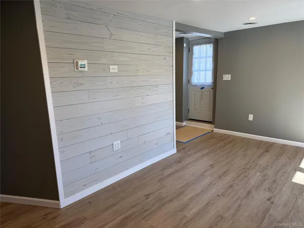 $2,200 | 2126 Highway 17K, Unit 3, Montgomery, NY 12549