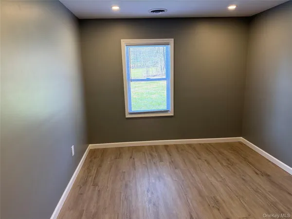 $2,200 | 2126 Highway 17K, Unit 3, Montgomery, NY 12549