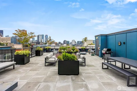 $475,000 | 1414 12th Avenue, Unit 203, Seattle, WA 98122