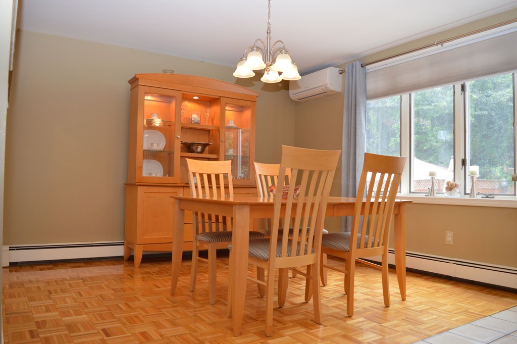 41 Circuit Road Medford, MA 02155 - Photo 5 of 19 Gallery Image 5