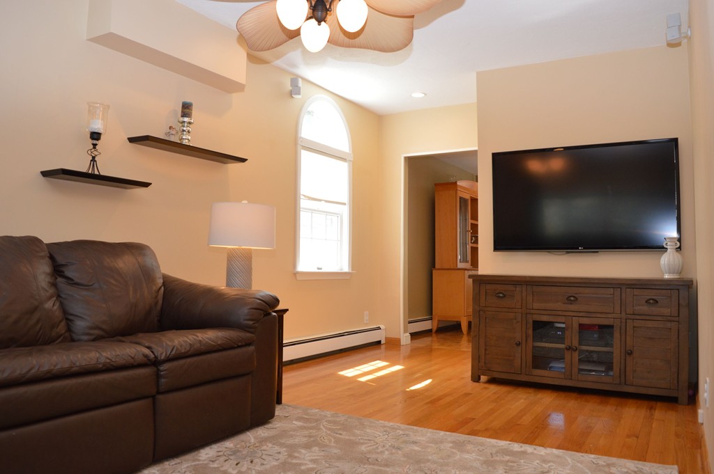 41 Circuit Road Medford, MA 02155 - Photo 6 of 19 Gallery Image 6