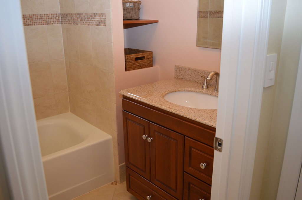 41 Circuit Road Medford, MA 02155 - Photo 10 of 19 Gallery Image 10