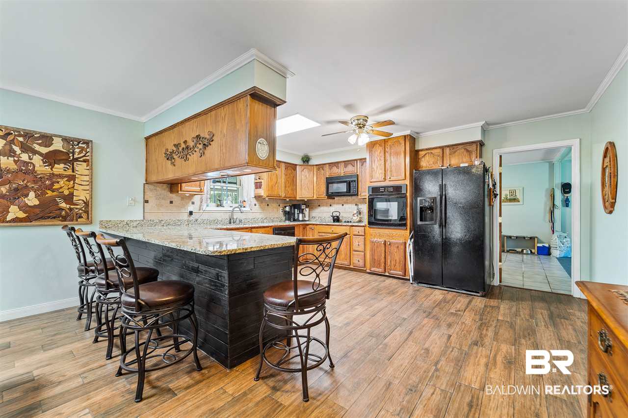 15208 Black Griffin Road Loxley, AL 36551 - Photo 11 of 32 Kitchen