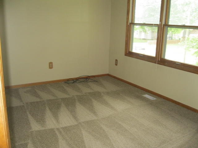 2235 Valleydale Road Salem, VA 24153 - Photo 13 of 19 IMG_2188_54