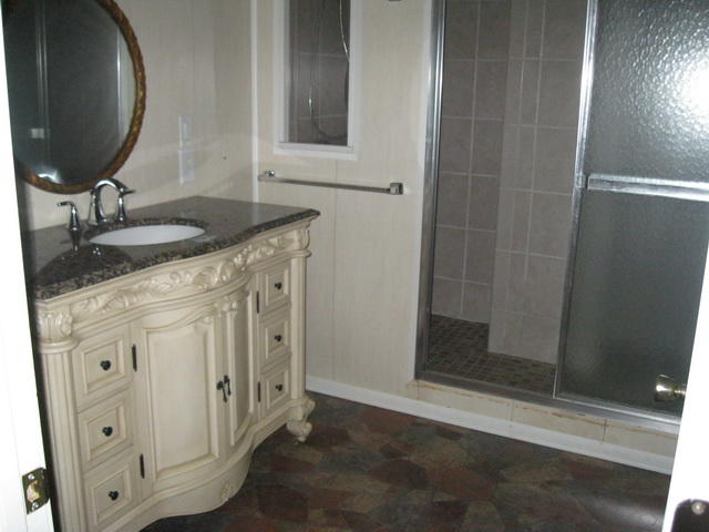 2235 Valleydale Road Salem, VA 24153 - Photo 14 of 19 IMG_2188_60