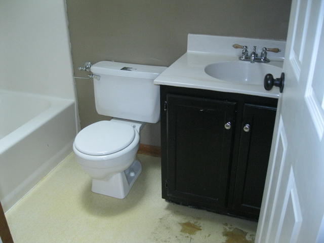 2235 Valleydale Road Salem, VA 24153 - Photo 10 of 19 IMG_2188_46