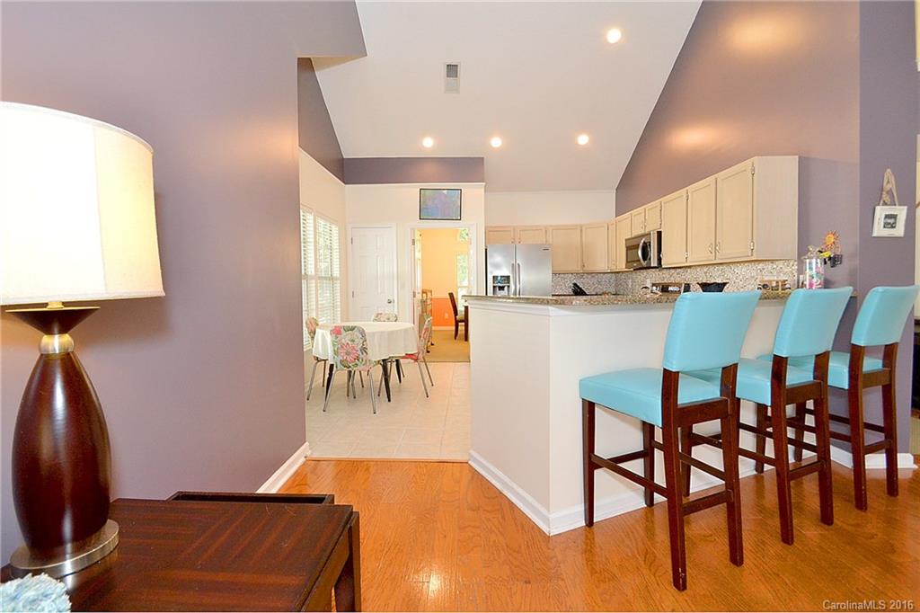 11408 Coreopsis Road Charlotte, NC 28213 - Photo 5 of 17 Gallery Image 5