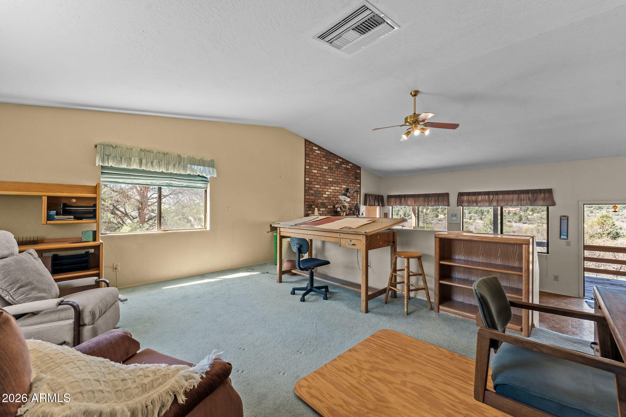 17839 Pinon Lane Peeples Valley, AZ 86332 - Photo 8 of 24 25-web-or-mls-DSC01564