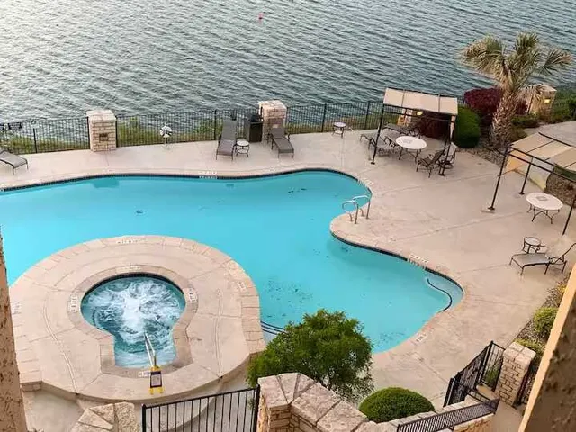 $1,395 | 3404 American Drive, Unit 2216, Lago Vista, TX 78645