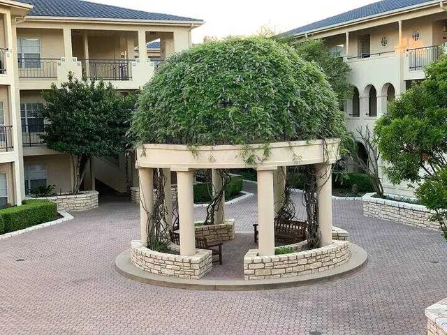 $1,395 | 3404 American Drive, Unit 2216, Lago Vista, TX 78645