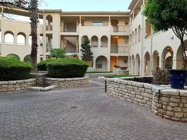 $1,395 | 3404 American Drive, Unit 2216, Lago Vista, TX 78645