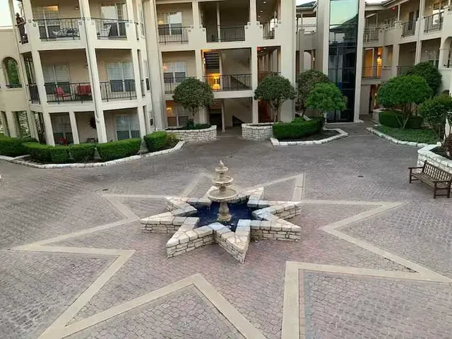 $1,395 | 3404 American Drive, Unit 2216, Lago Vista, TX 78645