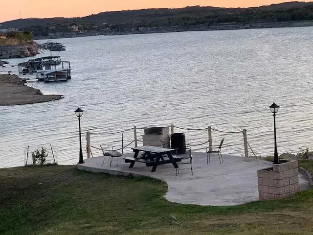 $1,395 | 3404 American Drive, Unit 2216, Lago Vista, TX 78645