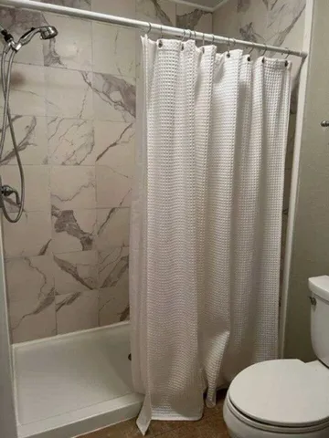 $1,395 | 3404 American Drive, Unit 2216, Lago Vista, TX 78645