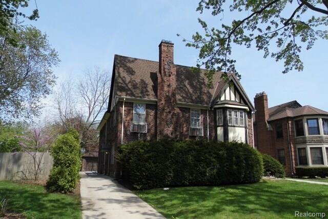 876 Trombley Road Grosse Pointe, MI 48230 - Photo 1 of 29 Exterior Left 5 13 2014.jpg