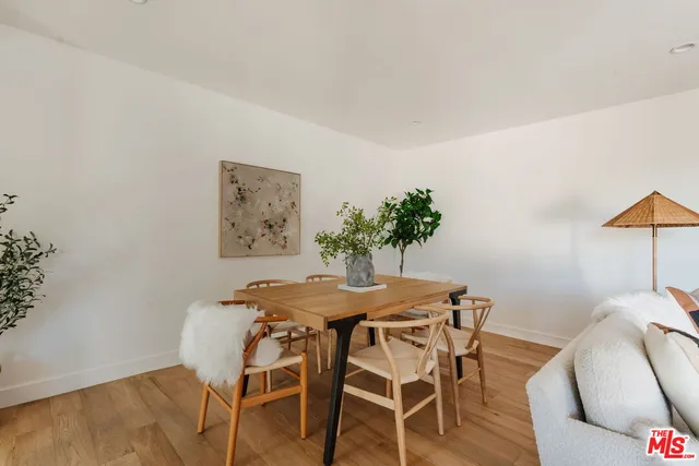 $4,500 | 1943 12th, Unit B, Santa Monica, CA 90404