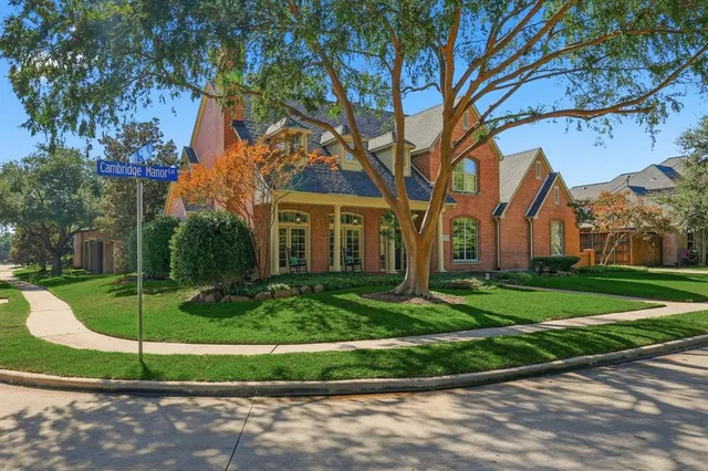 $1,285,000 | 827 Cambridge Manor Lane, Coppell, TX 75019