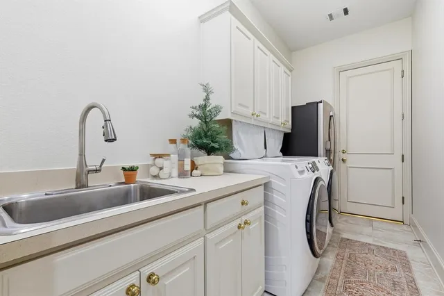 $1,285,000 | 827 Cambridge Manor Lane, Coppell, TX 75019