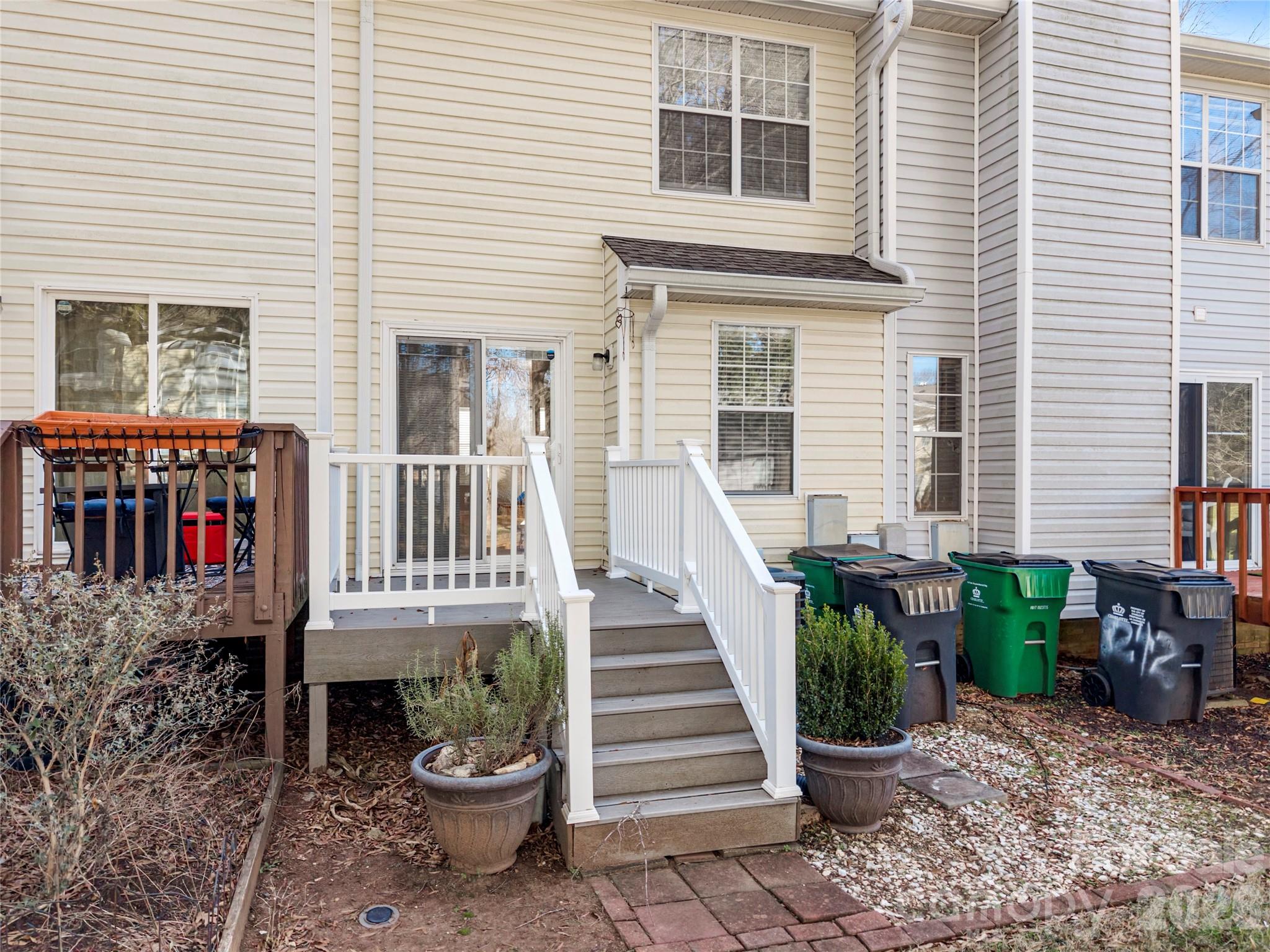 8240 Circle Tree Lane Charlotte, NC 28277 - Photo 23 of 29 a view of a house with backyard and sitting area