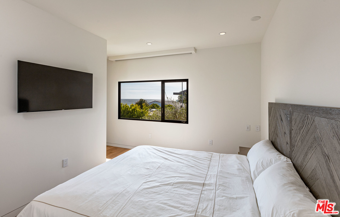 24146 Malibu Road Malibu, CA 90265 - Photo 41 of 49