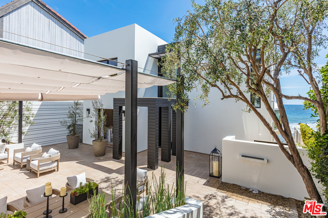 24146 Malibu Road Malibu, CA 90265 - Photo 9 of 49