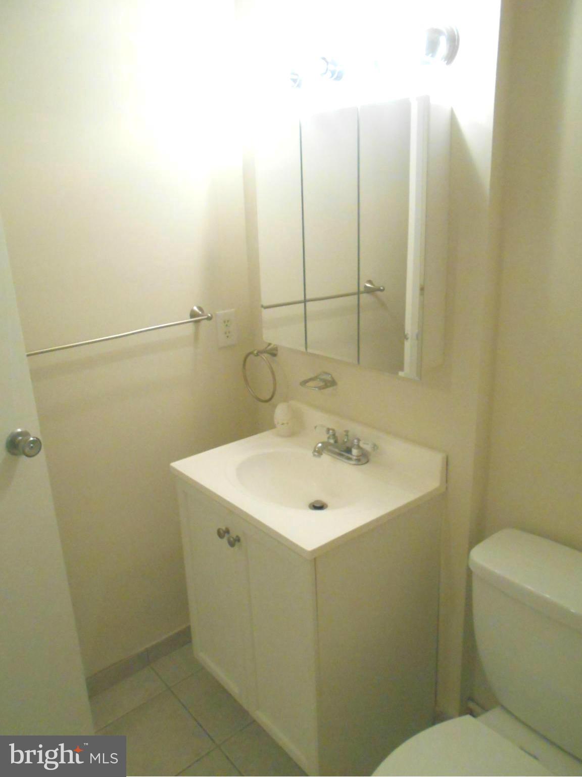 6149 Edsall Road, Unit I Alexandria, VA 22304 - Photo 16 of 30 Bath