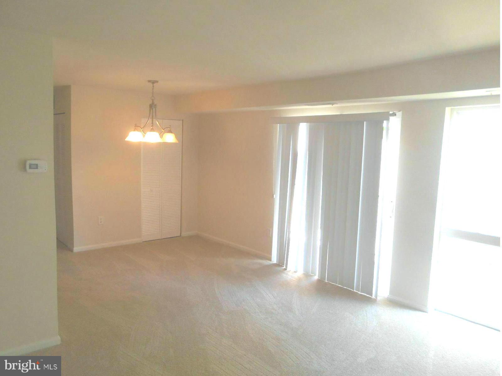 6149 Edsall Road, Unit I Alexandria, VA 22304 - Photo 6 of 30 Dining Room