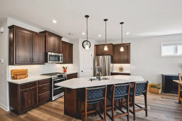 $599,900 | 1976 Mulberry Lane, Carver, MN 55315