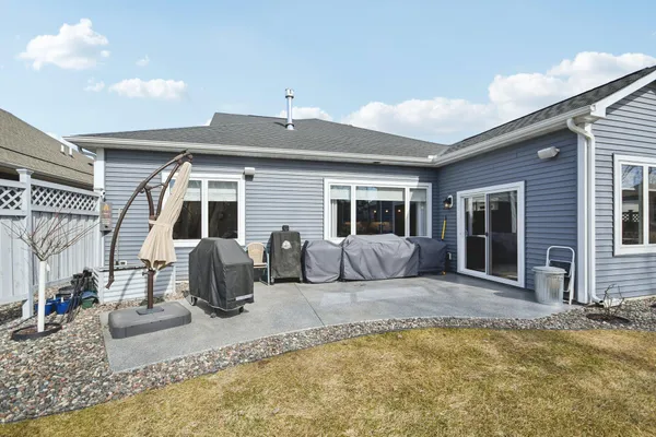 $599,900 | 1976 Mulberry Lane, Carver, MN 55315