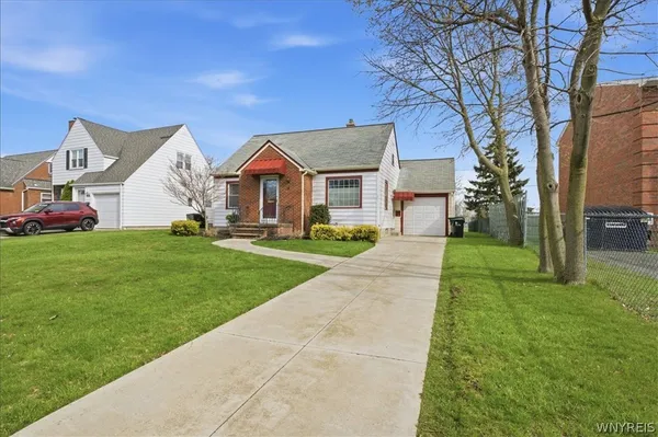 $229,990 | 84 Cortland Avenue, Tonawanda, NY 14223